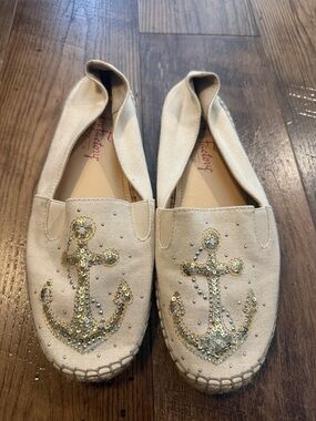 Quacker Factory Cream Espadrilles with Gold Sequin Anchor